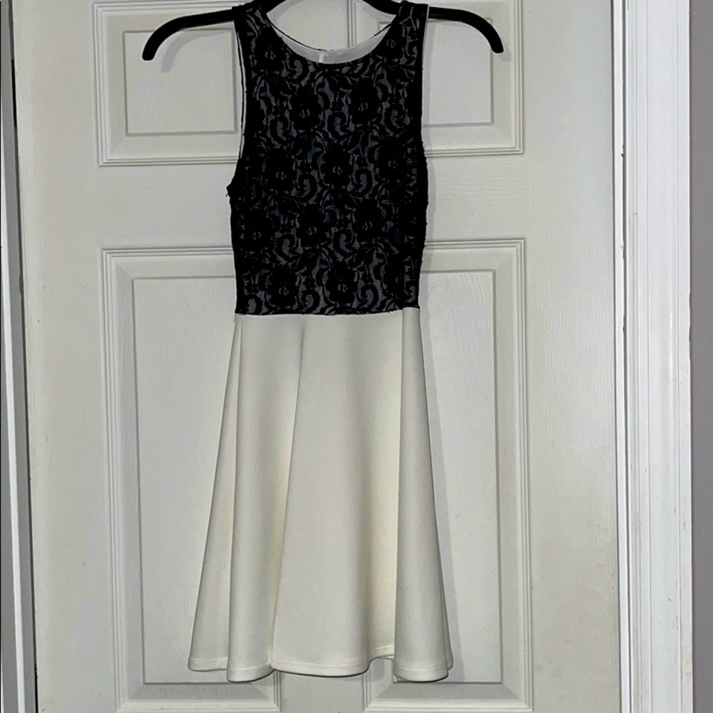 Junior’s Formal Dress